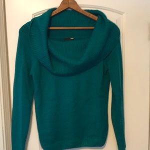 Women’s H&M cowl neck sweater